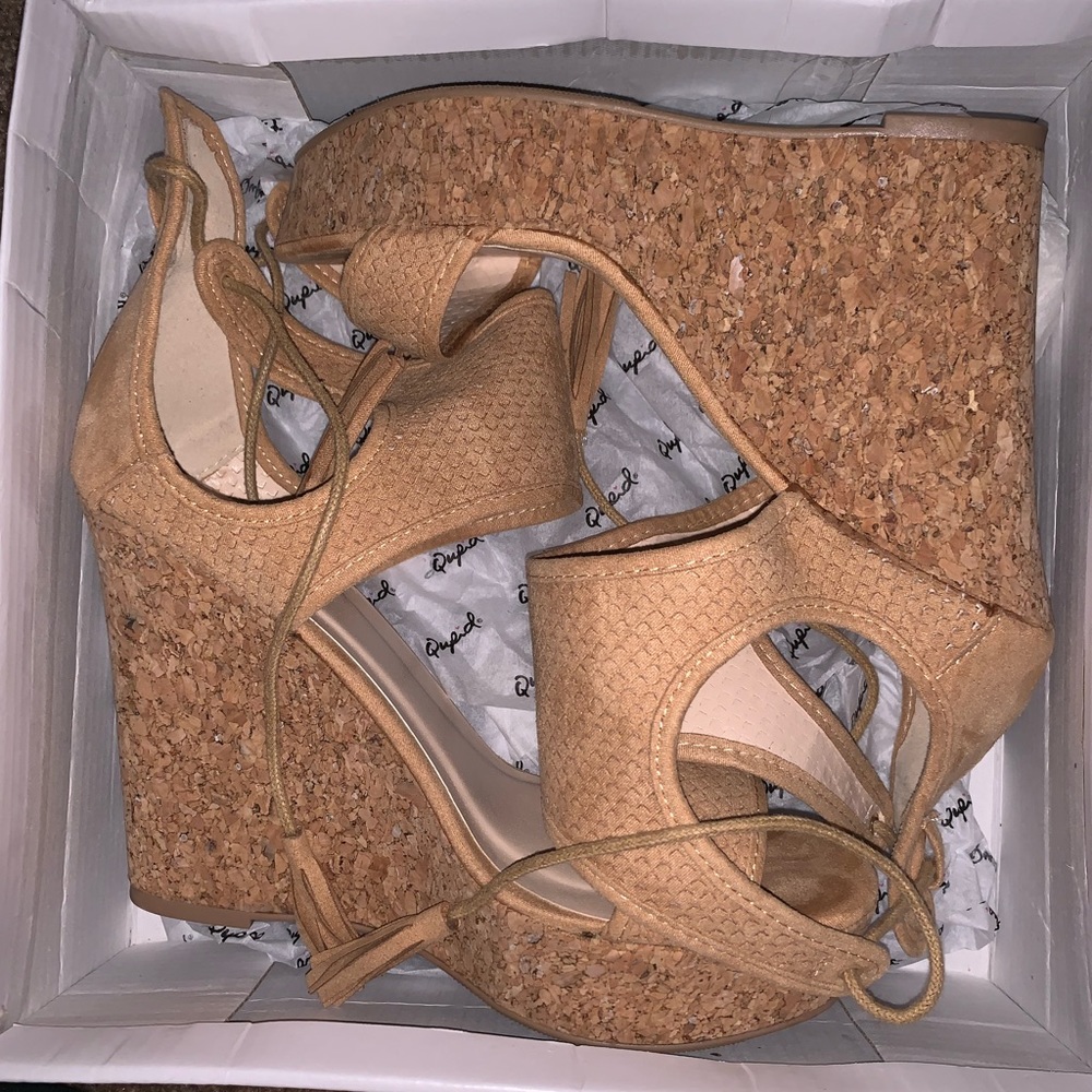 Tan wedges